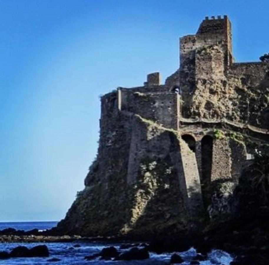 Sicitaly Bed & Breakfast Aci Castello Exterior foto